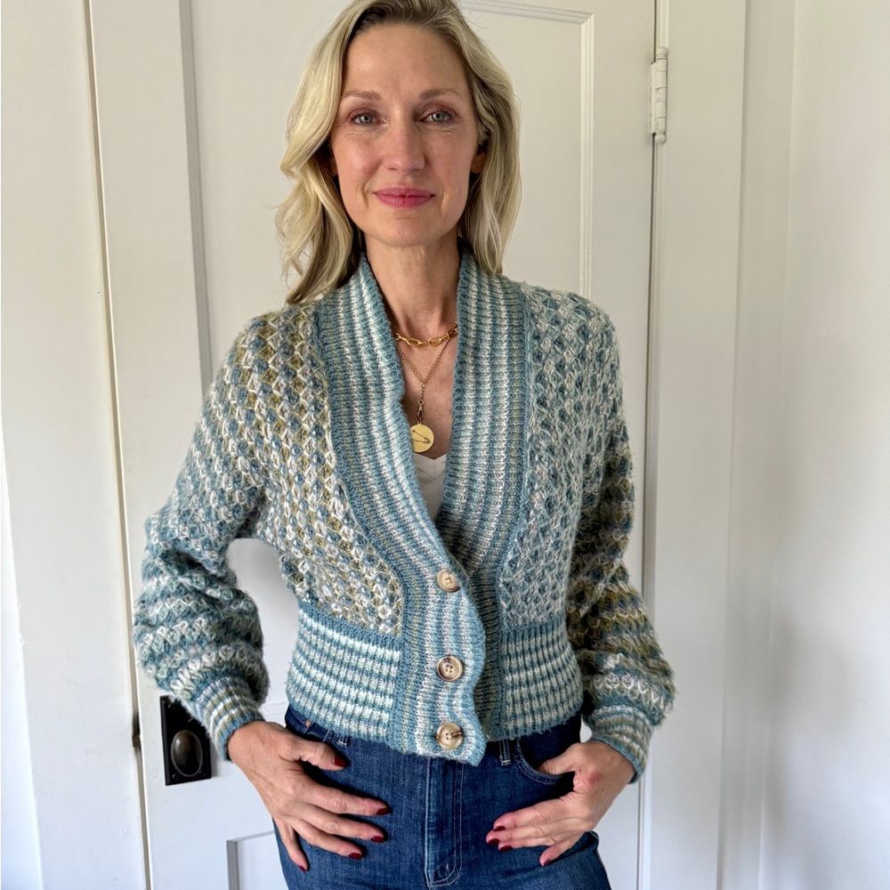 Urban Outfitters Blue and Cream Patterned Cardigan